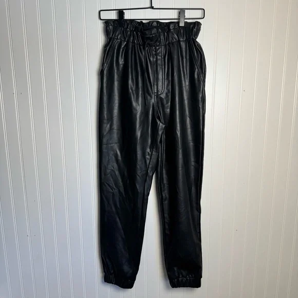 Abercrombie & Fitch Faux Leather Paper Bag Waist Black Joggers Womens Size Small - Picture 2 of 12